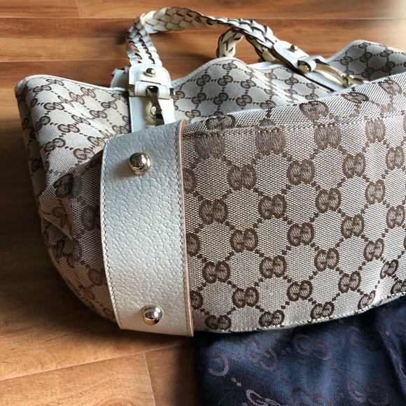 Authentic Gucci Pelham - Picture 7 of 11